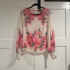 Vici Floral Blouse with Pink and‎ Cream Tones